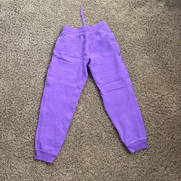 Purple Lululemon Scuba Sweatpants - Picture 2 of 4